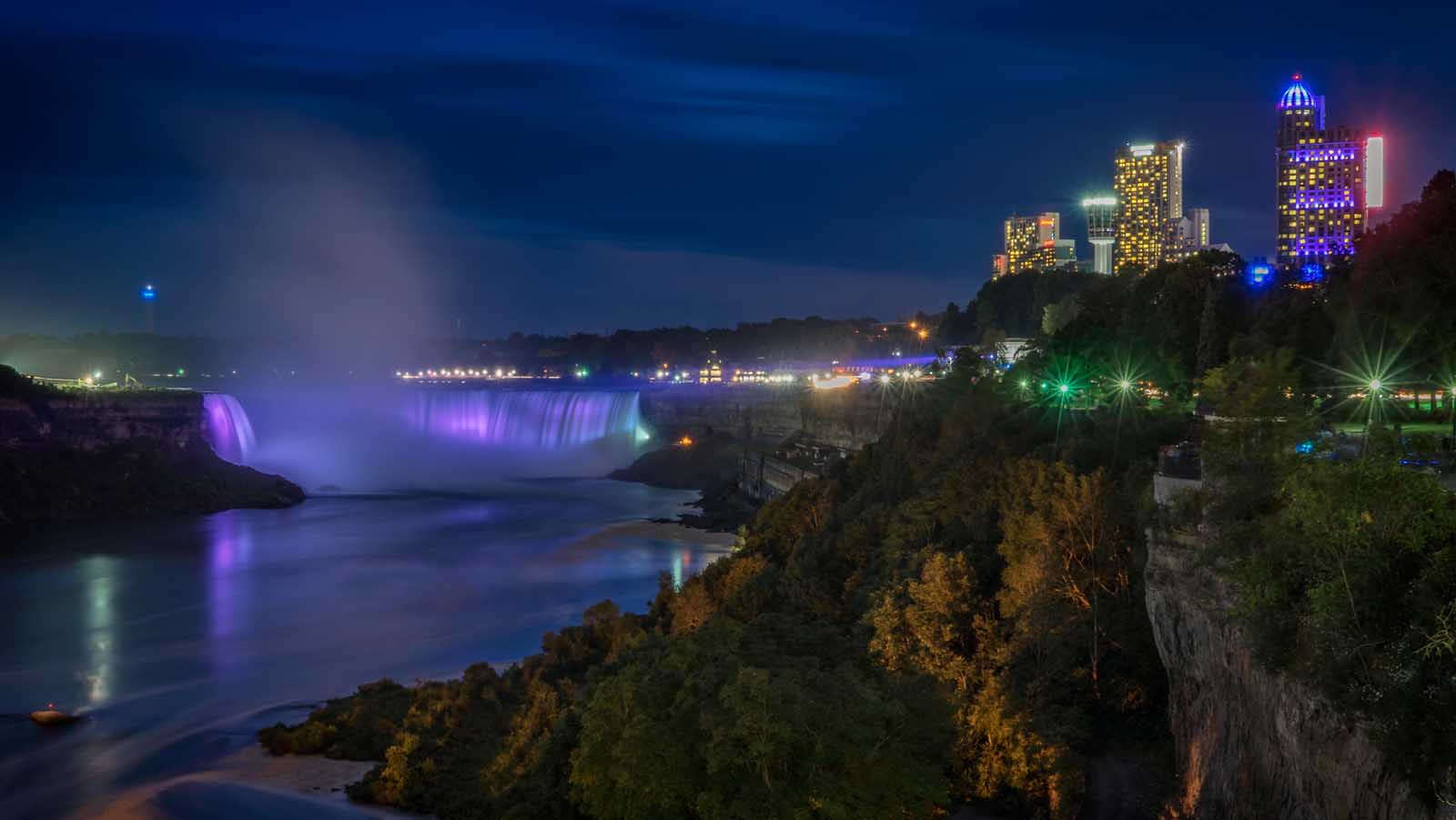 Best Hotels in Niagara Falls for 2023 & Top Areas to Stay - TravelUba